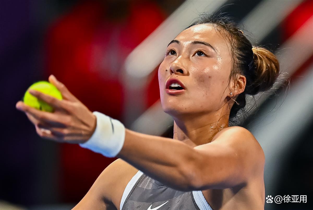 开云-阿扎伦卡连续七场比赛得分超过大比分获胜，中国队不断突破！