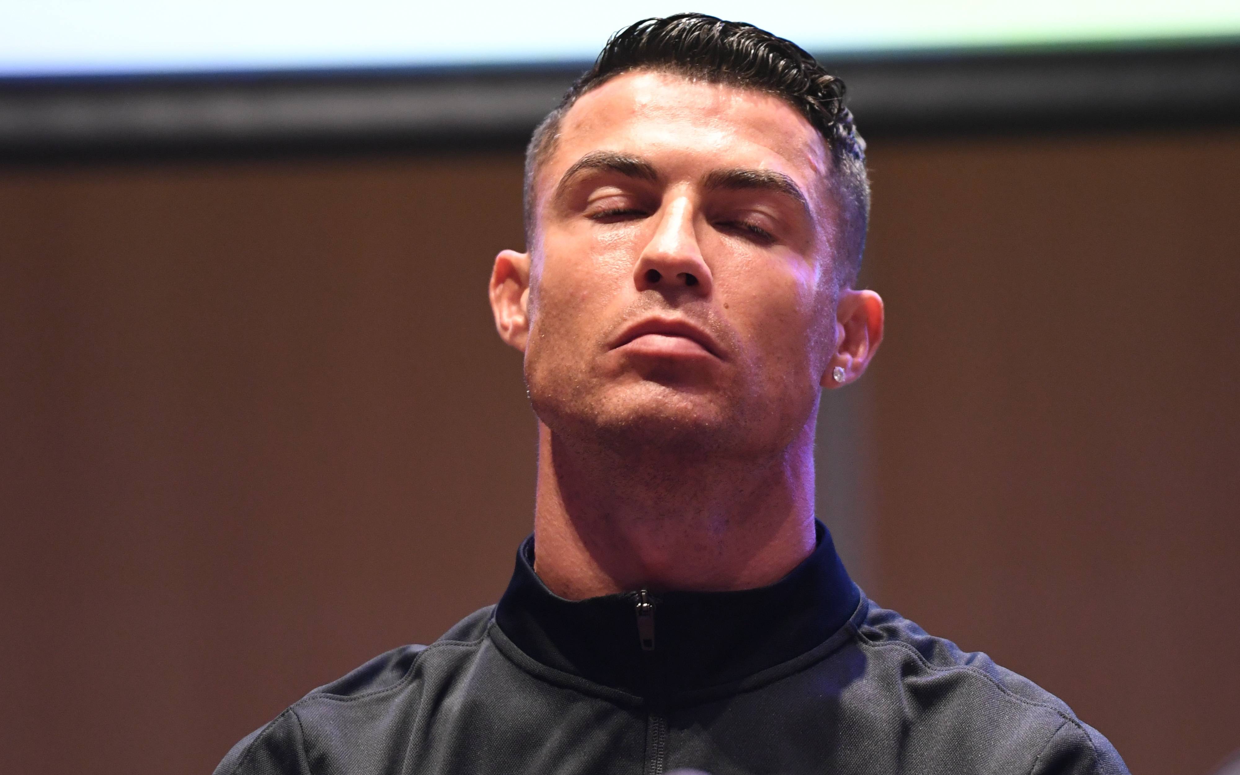 开云体育- 布云朝克特0比3哈比卜 