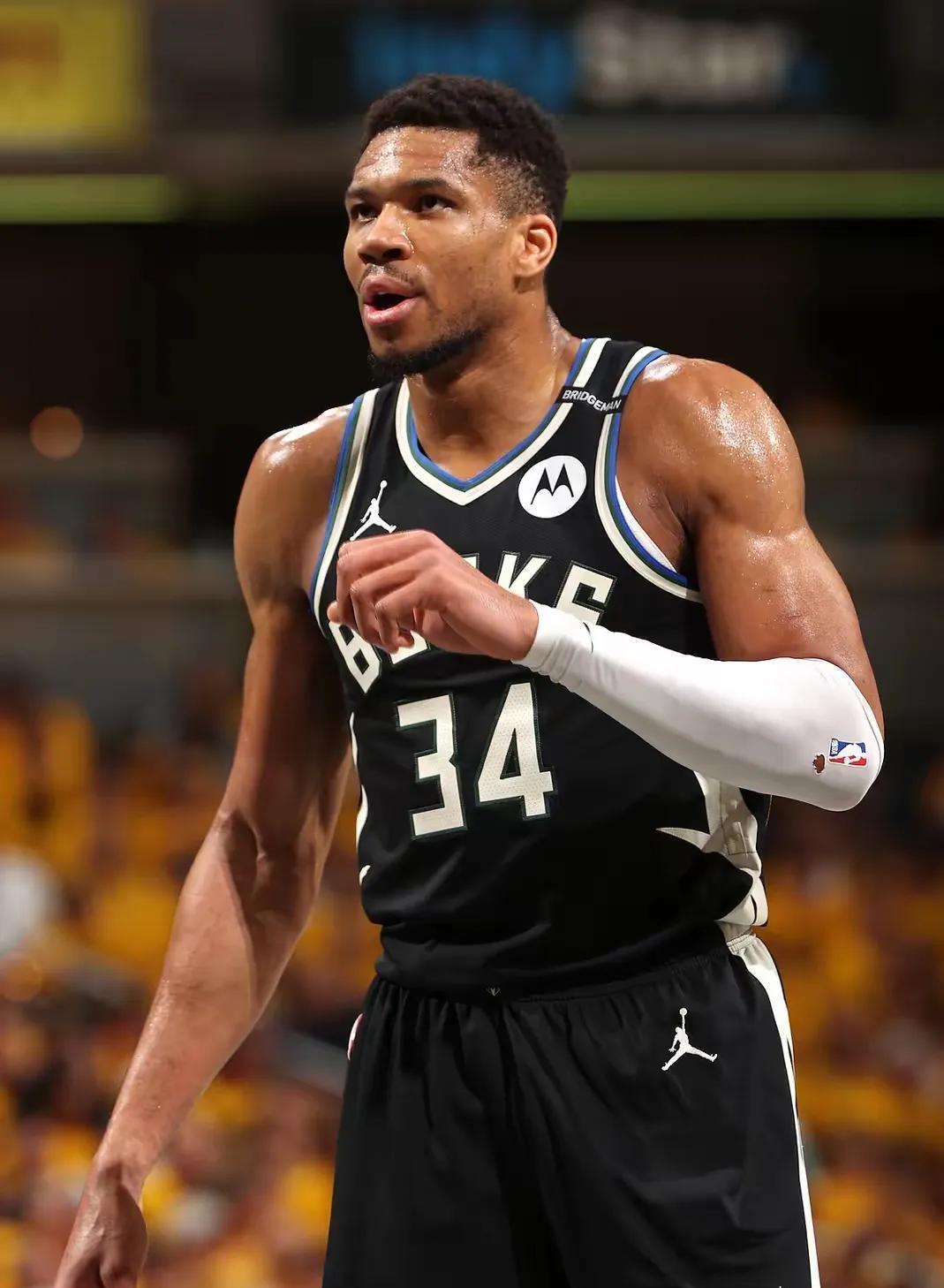 字母哥爆冷击败西班牙队，高光表现引爆全场！的简单介绍