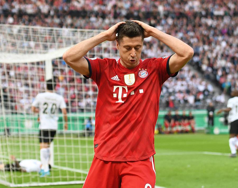 莱万多夫斯基在尤文图斯比赛中连败，绝杀引发热议！的简单介绍