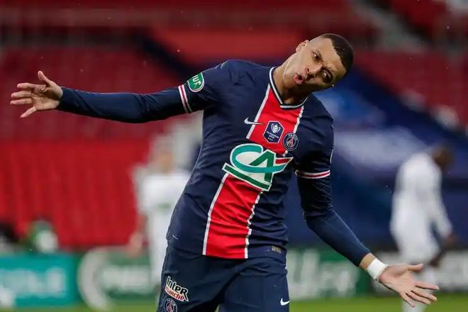 姆巴佩在加拿大队比赛中逆转，赛事规则更新引发热议！的简单介绍